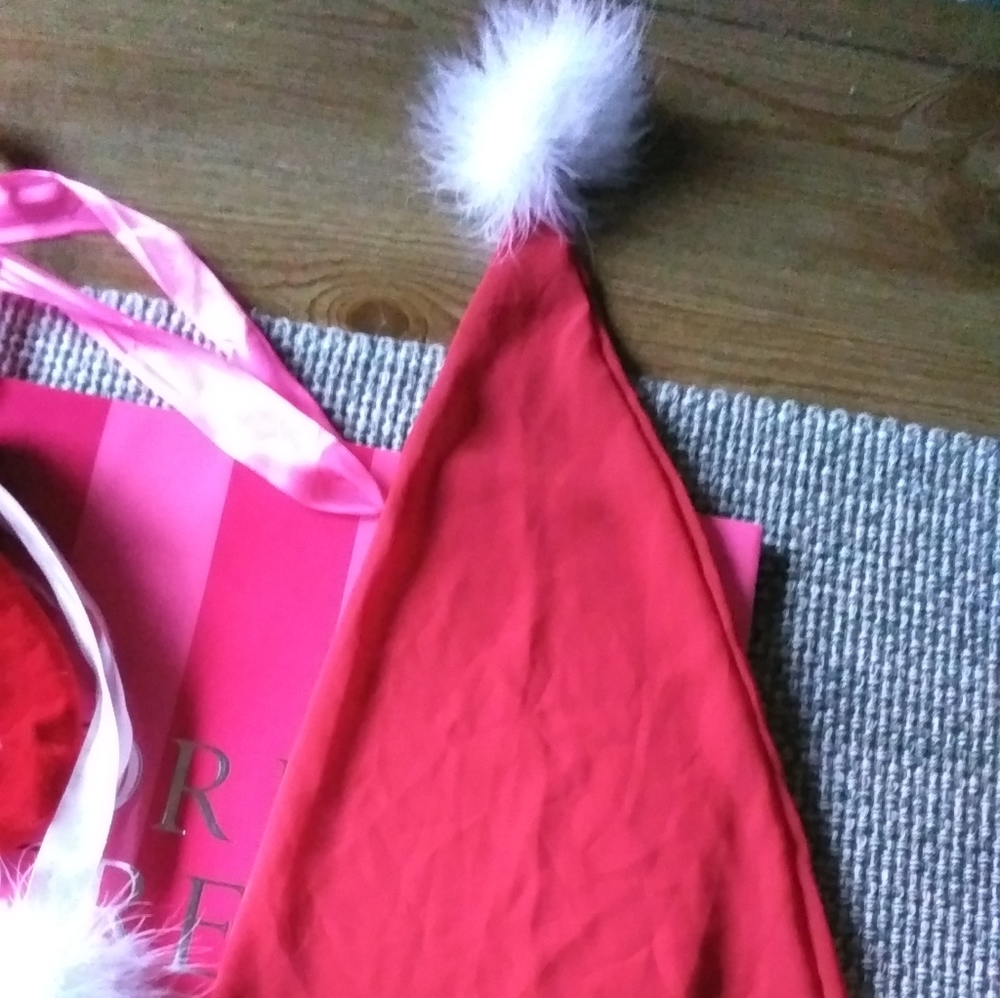 Extremely RARE Victoria's Secret Bundle - Picture 13 of 15
